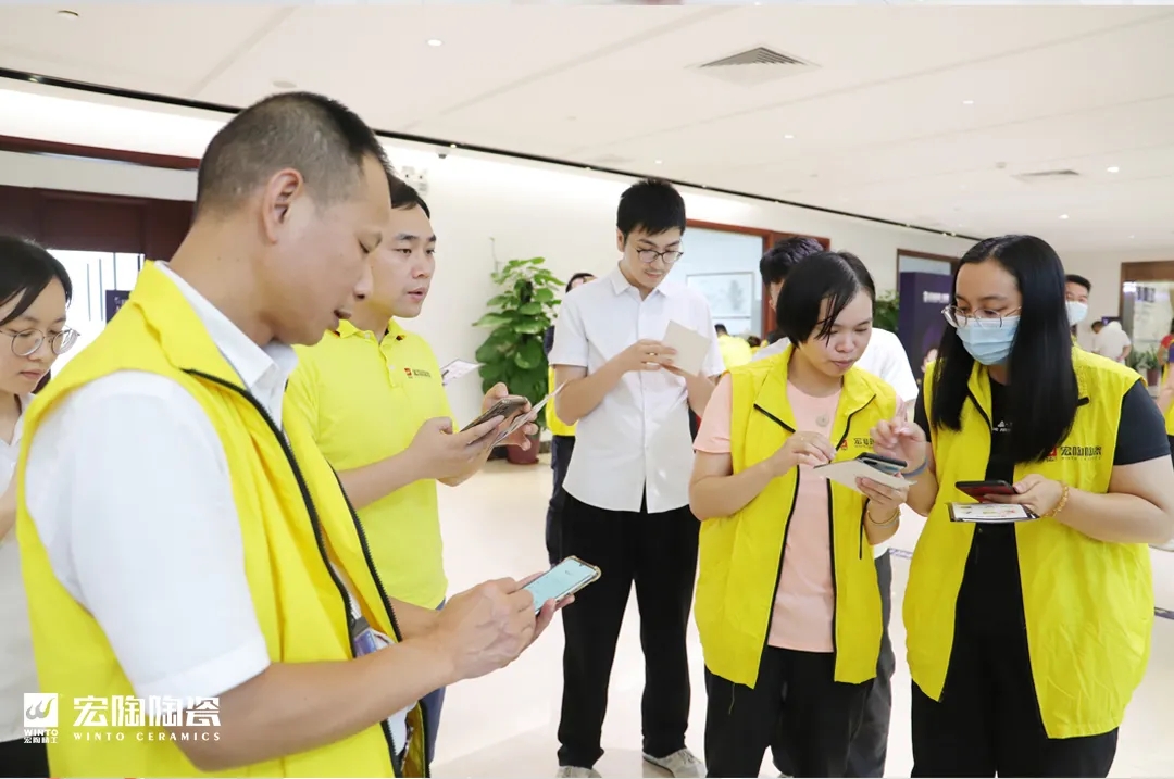 2021欧博ABG陶瓷中秋游园会现场图